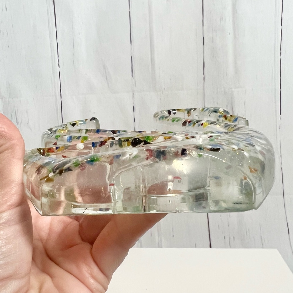 Handmade Vintage-Style Resin Swan Figurine | Colorful Inclusions & Glitter - Picture 6 of 8